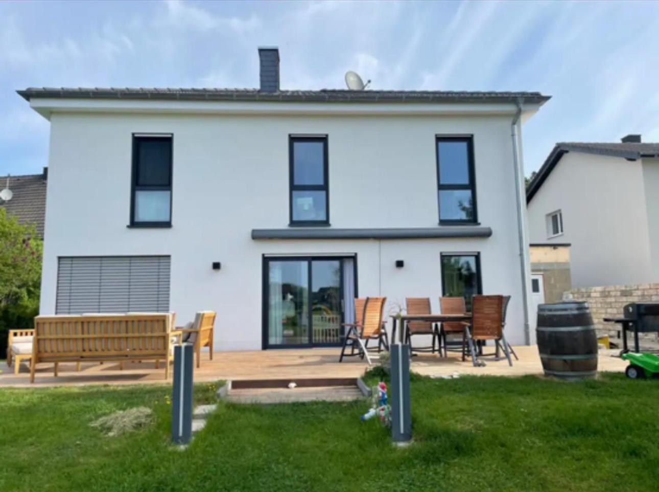 Modernes Ferienhaus In Uedersdorf Экстерьер фото
